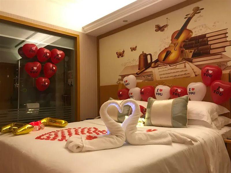 Vienna Hotel Banxuegang Road Shenzhen Esterno foto
